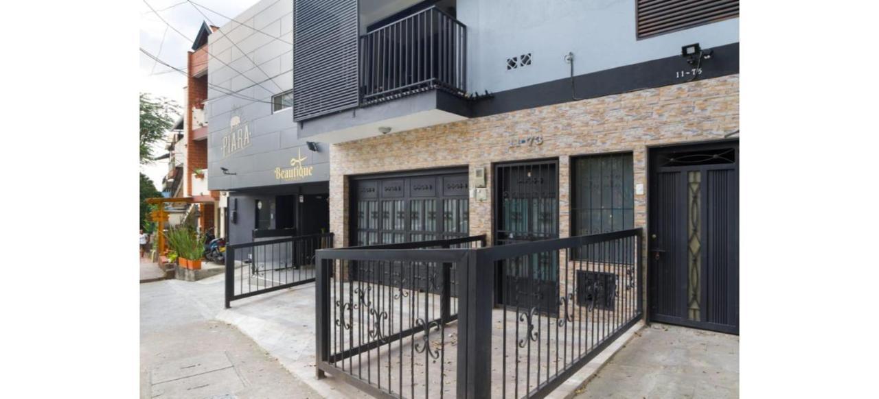 Miracle Aparthotel Medellin Exterior photo