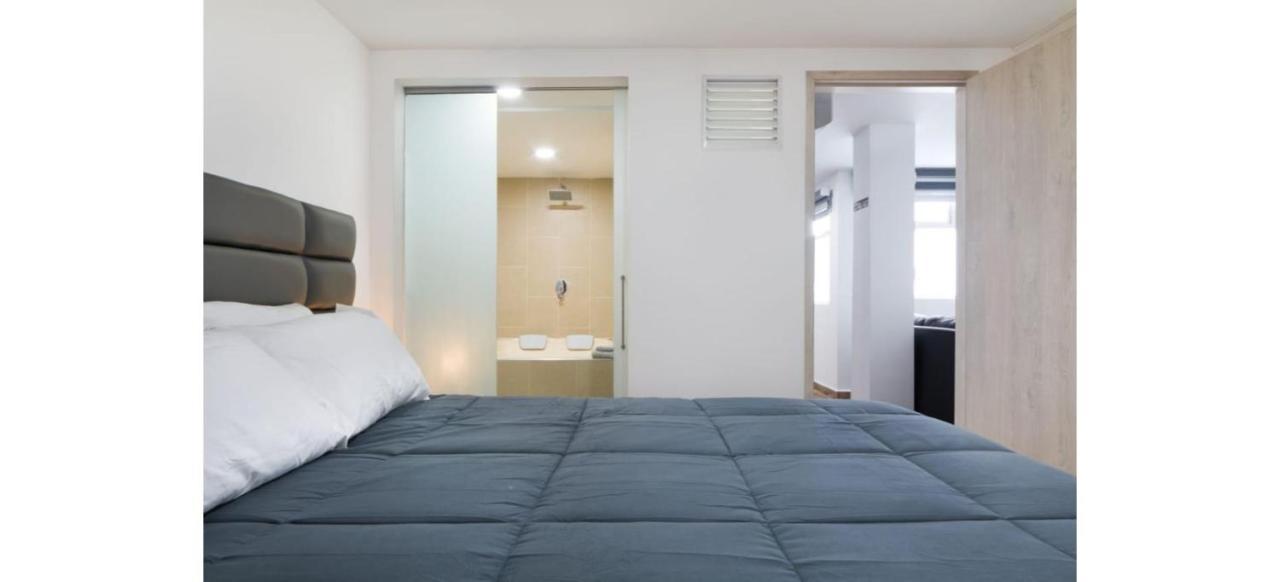 Miracle Aparthotel Medellin Exterior photo