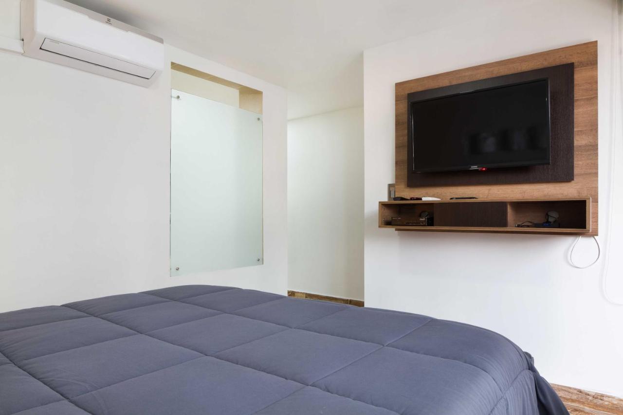 Miracle Aparthotel Medellin Exterior photo